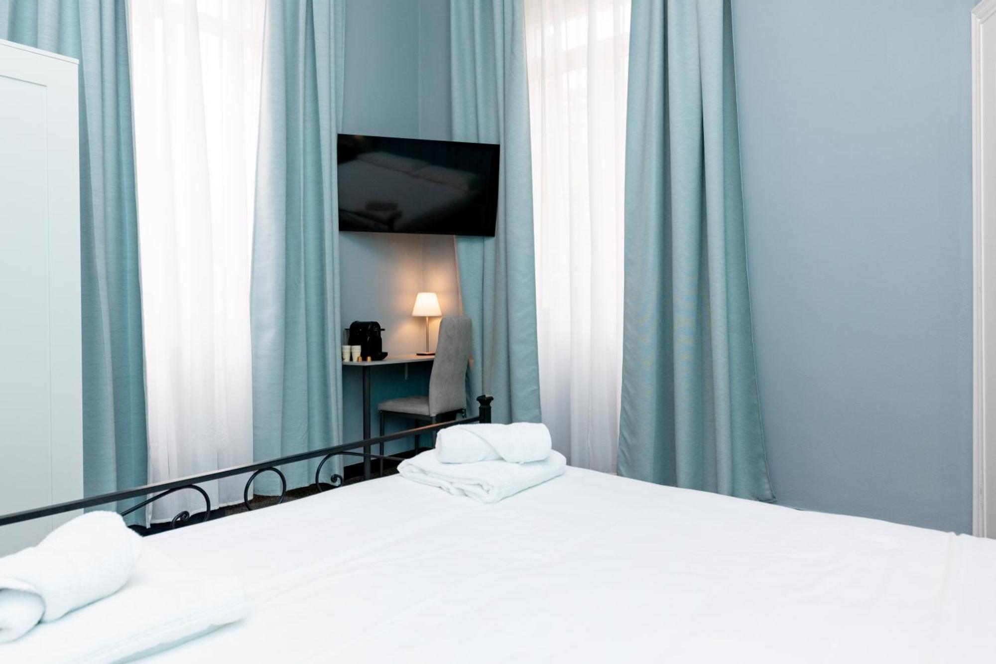 Galia Rooms It Self Check In H24 Genoa Bagian luar foto